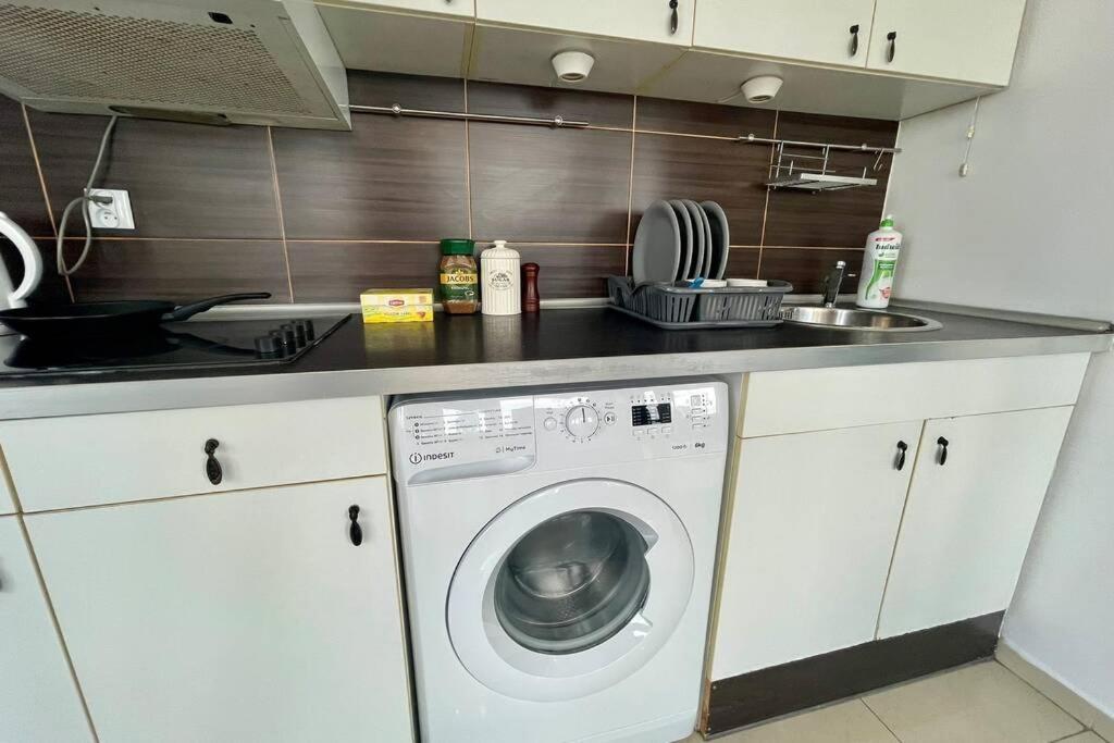 Sawa Apartment 2Xmetro Wifi 500 Mbs 50'Tv Netflix Hbo Appletv+ วอร์ซอ ภายนอก รูปภาพ