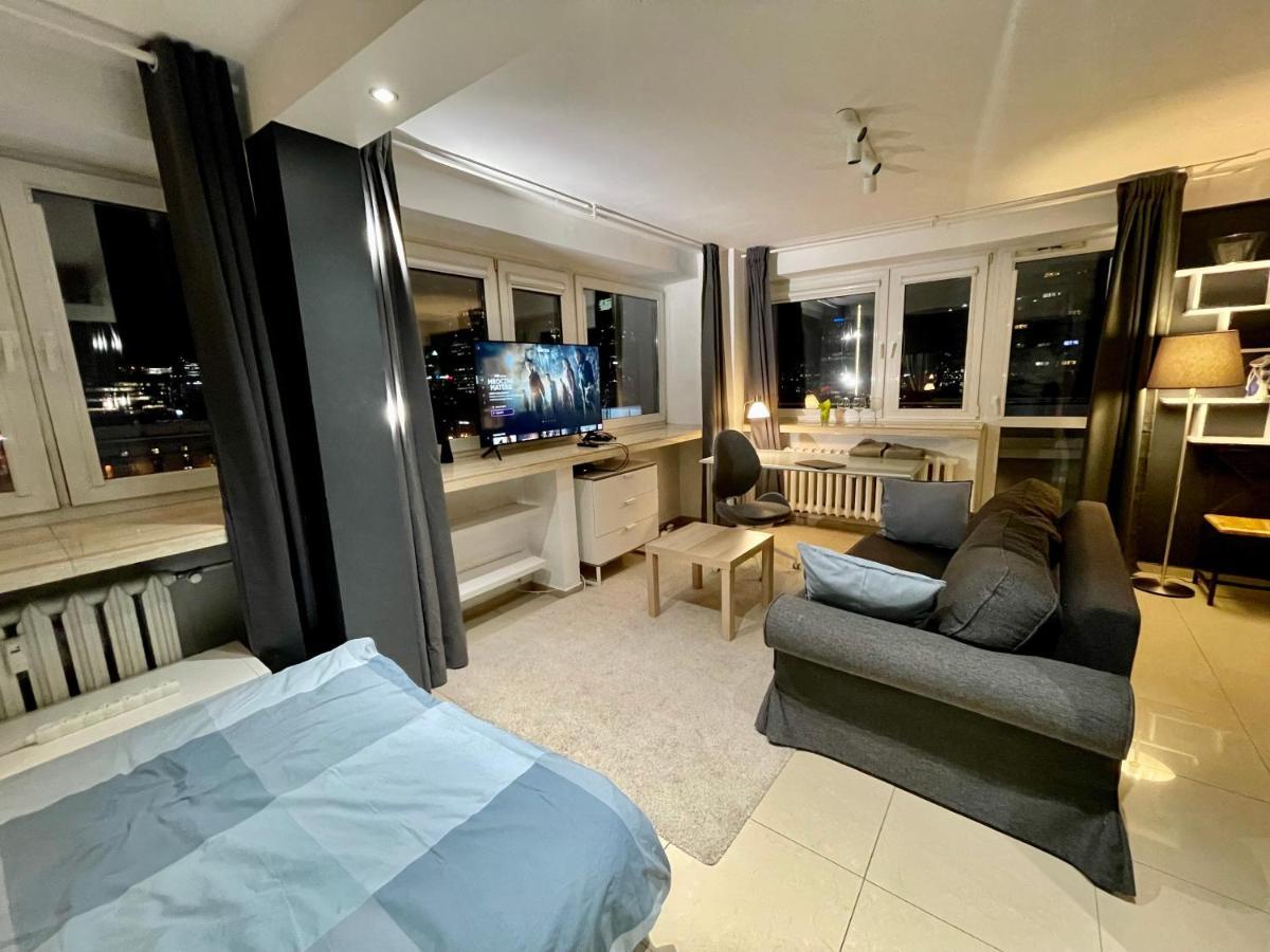 Sawa Apartment 2Xmetro Wifi 500 Mbs 50'Tv Netflix Hbo Appletv+ วอร์ซอ ภายนอก รูปภาพ