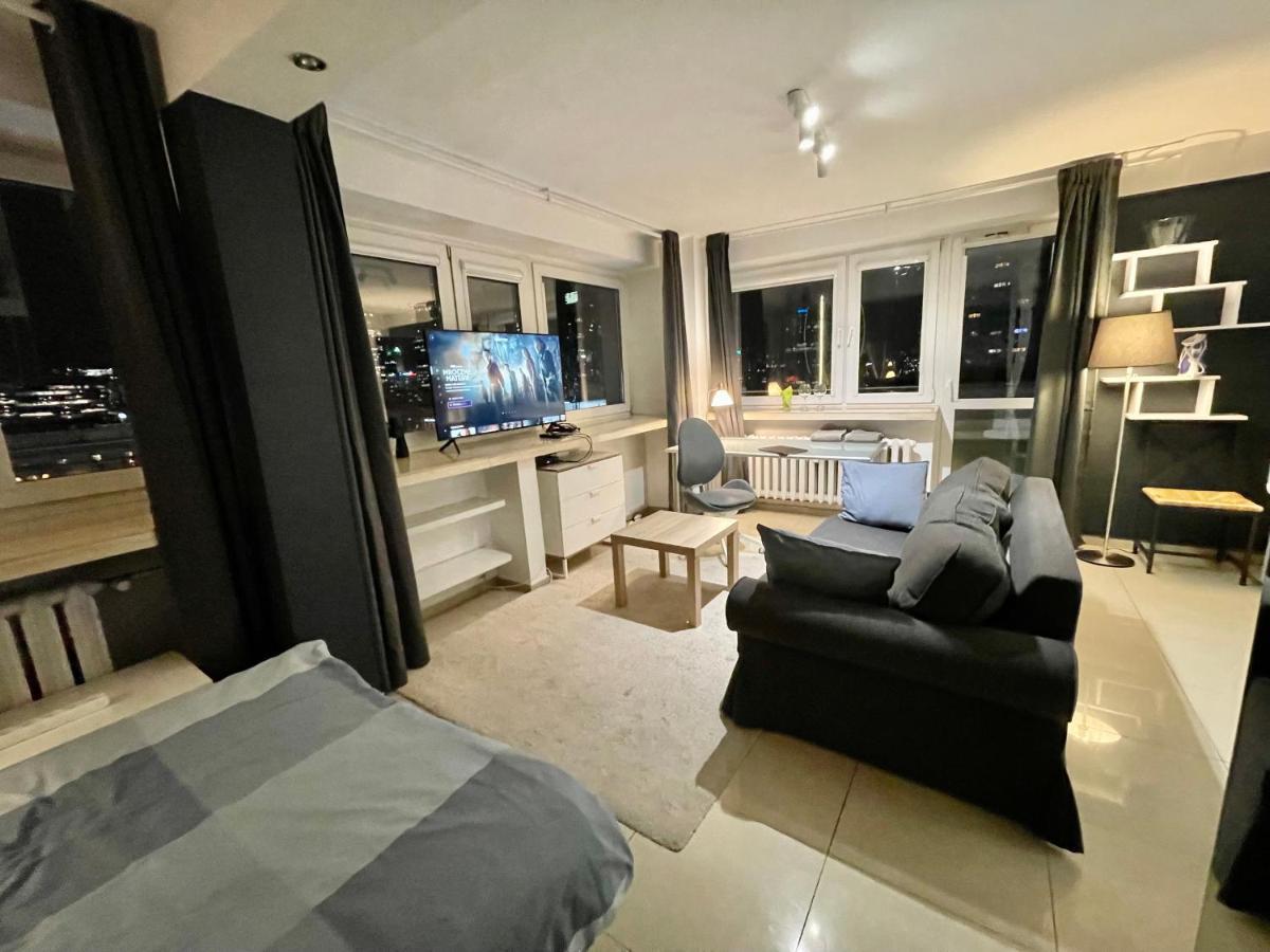 Sawa Apartment 2Xmetro Wifi 500 Mbs 50'Tv Netflix Hbo Appletv+ วอร์ซอ ภายนอก รูปภาพ